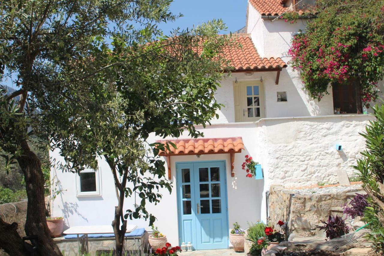 The Studio, Leonídion Exterior photo